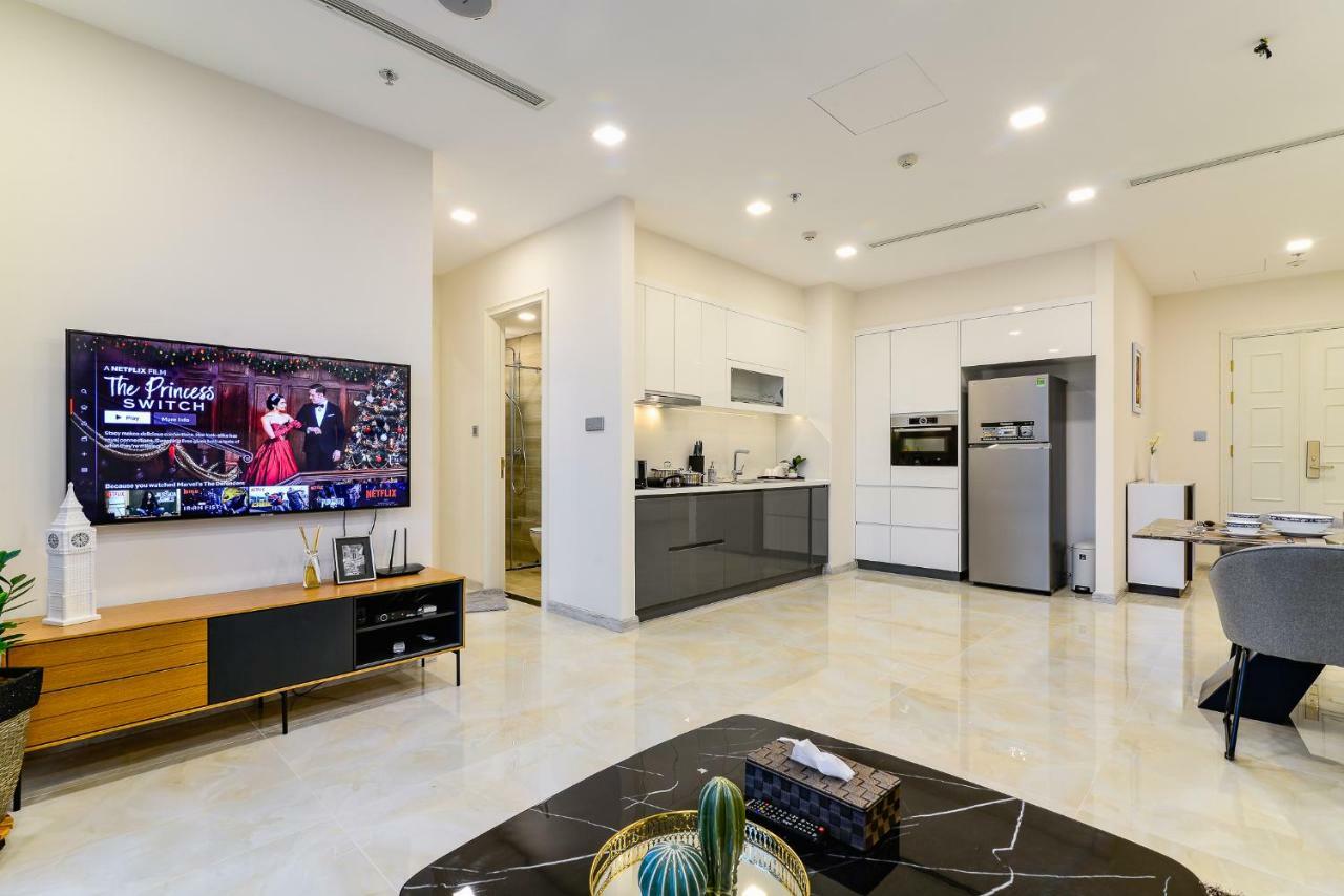 Aqua Apartment: Vinhome Stunning View