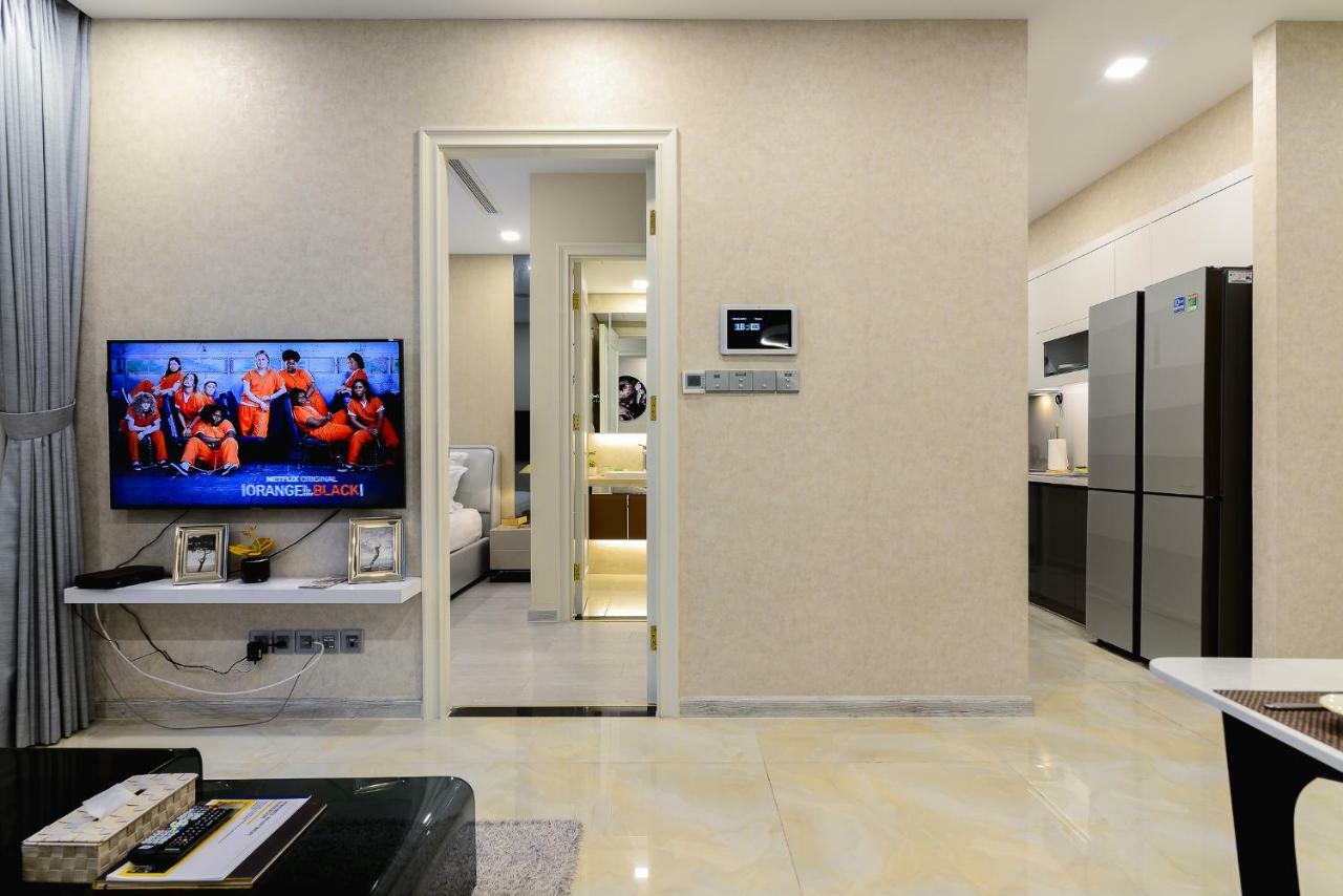 Aqua Apartment: Vinhome Stunning View Apartment *